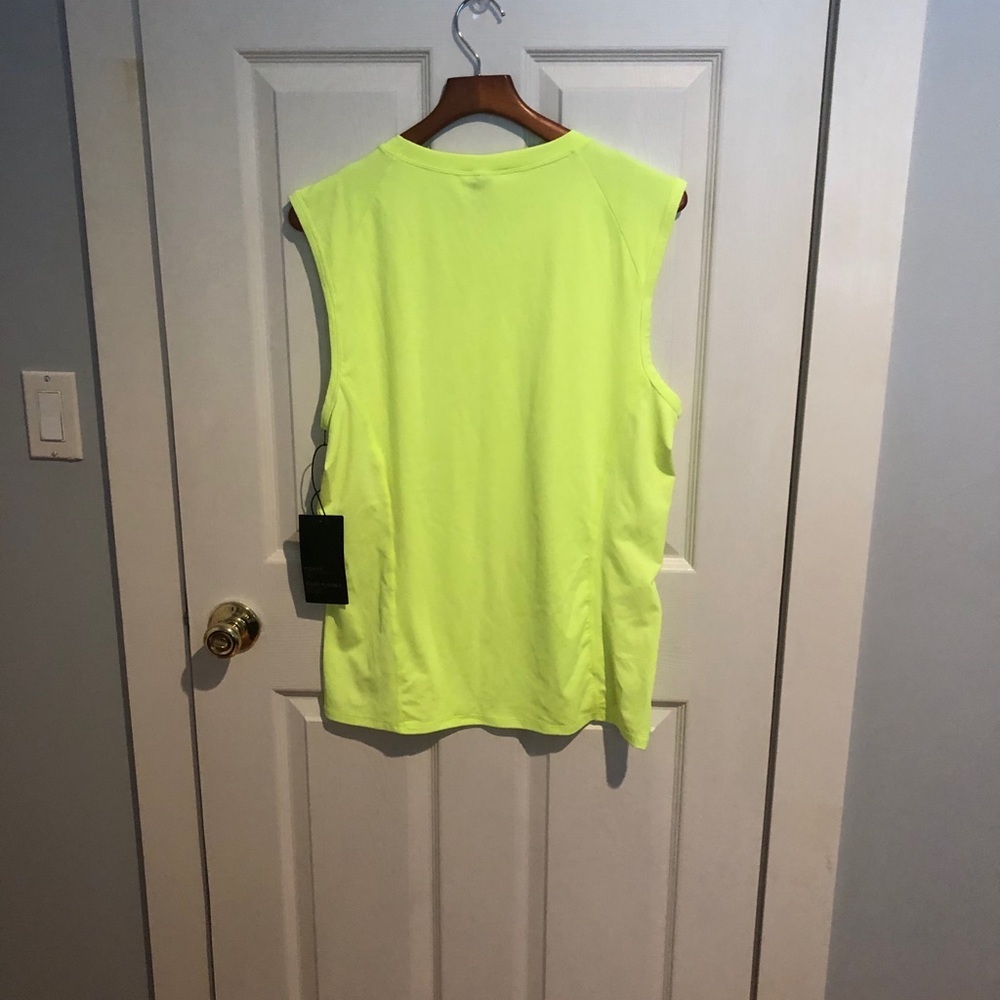 Men’s performance tee - Picture 2 of 4